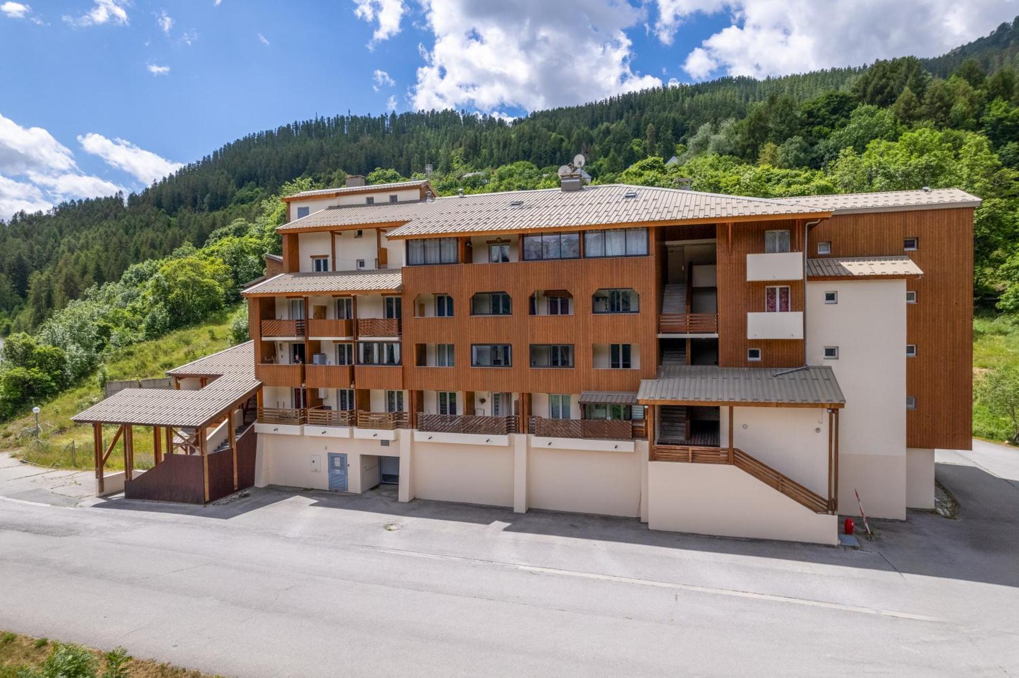 Studio De Charme Avec Vue Sur Le Val D'Allos, Parking Et Wifi Gratuit Exterior foto